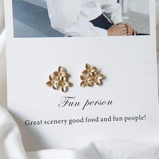 Floral Accent Ear Stud