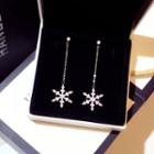 925 Sterling Silver Snowflake Dangle Earring Snowflake - Silver - One Size
