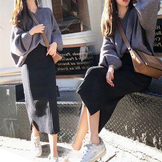 V-neck Sweater / Midi Straight-fit Knit Skirt / Set