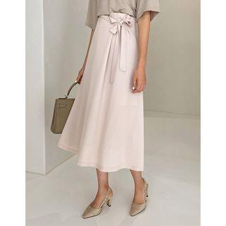 Tie-side Flared Wrap Skirt