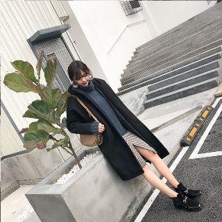 Hooded Buttoned Plain Woolen Coat