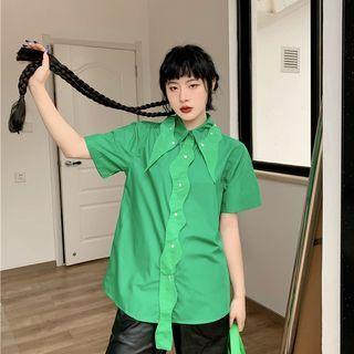Short-sleeve Scallop Trim Shirt