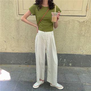 Plain Short-sleeve T-shirt / Cropped Wide-leg Pants
