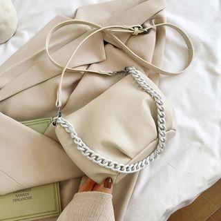 Chain Plain Zip Crossbody Bag