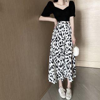 Short-sleeve Top / Printed Midi A-line Skirt