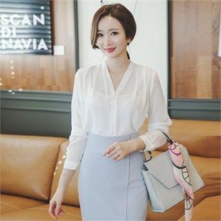 V-neck Pleated Chiffon Top