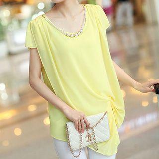 Short-sleeve Asymmetric-hem Chiffon Top