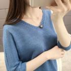Two-tone Elbow-sleeve V-neck Knit Top