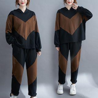 Set: Two-tone Hoodie + Straight Leg Pants