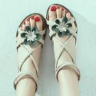 Flower Cuffed Sandals