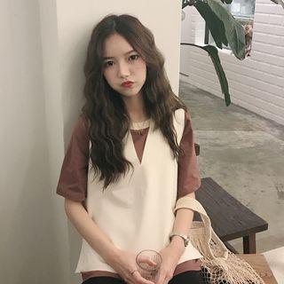 Contrast Trim Short-sleeve T-shirt / V-neck Vest