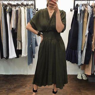 Short-sleeve Tie-waist Midi A-line Dress