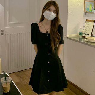 Short-sleeve Square Neck Pleated Mini A-line Dress