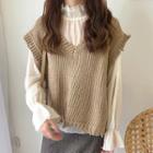Fray-hem V-neck Knit Vest