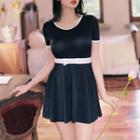 Short-sleeve Contrast Color Swimsuit
