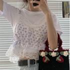 Floral Lace Camisole Top / Short-sleeve T-shirt