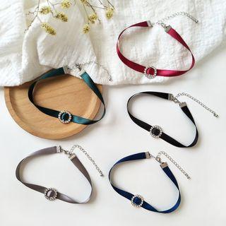 Rhinestone Hoop Choker