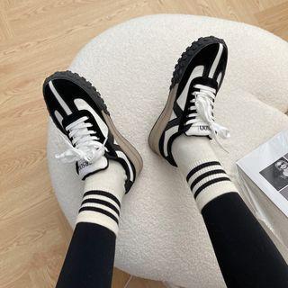 Contras Trim Sneakers