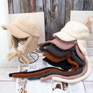 Plain Yarn Trapper Hat