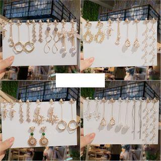 Set Of 5 Pairs: Earring (various Designs)