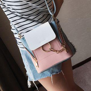 Color Panel Chain Detail Backpack
