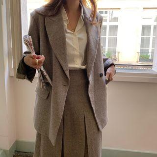 Tweed Blazer / High-waist Pleated Skirt