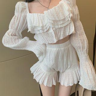 Set: Square-neck Ruffle Cropped Blouse + Shorts