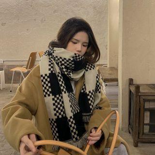Tasseled Checker Print Scarf