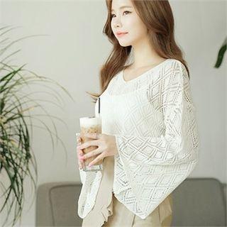 Eyelet-pattern Detailed Wide-sleeve Knit Top
