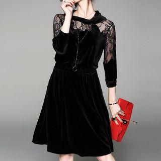 Lace Panel 3/4 Sleeve Hooded Velvet Dress