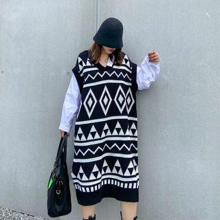 V-neck Argyle Knit Dress Black - One Size