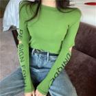 Elbow-cutout Long-sleeve Lettering T-shirt
