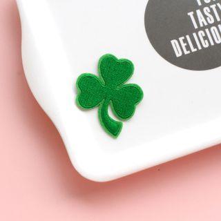 Clover Embroidered Patch / Brooch