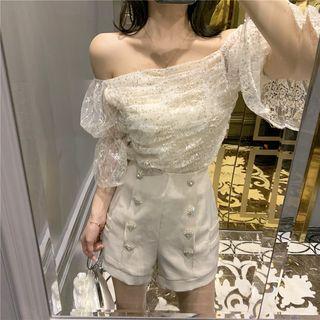 Off-shoulder Pattern Blouse / Faux Pearl Shorts