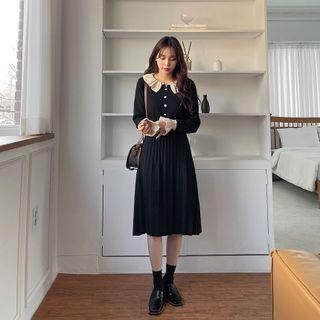Contrast-collar Pleated Midi Knit Dress Black - One Size