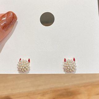 Faux Pearl Cow Stud Earring 1 Pair - Red & Gold & White - One Size