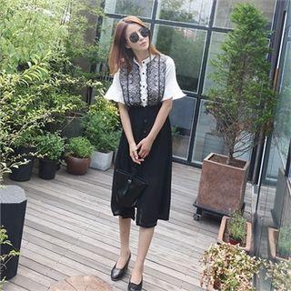 Lace-overlay Button-detail Maxi Dress