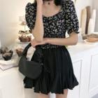 Floral Print Puff-sleeve Cropped Blouse / Mini A-line Skirt