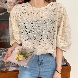 Eyelet Puff-sleeve Blouse