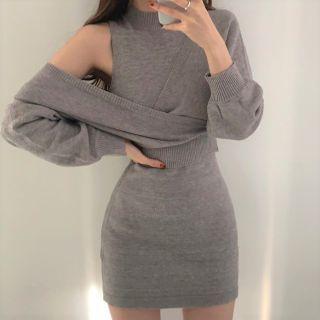 Set: Long-sleeve Knit V-neck Crop Top + Sleeveless Knit Mini Bodycon Dress