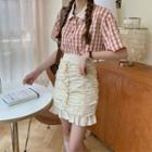 Short-sleeve Plaid Shirt / Shirred Pencil Skirt