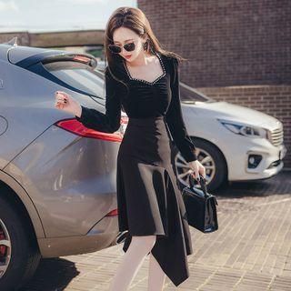 Long-sleeve Velvet Top / Irregular Mermaid Skirt / Set