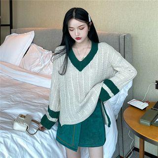 Contrast Trim V-neck Sweater / High-waist Skirt