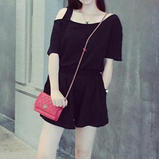 Set: Cutout Short-sleeve T-shirt + Shorts