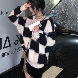 Checkered Cutout Fluffy Sweater
