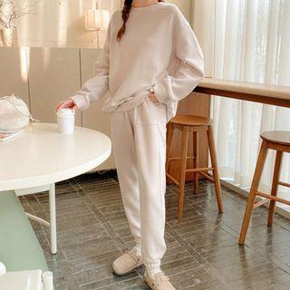 Plus Size Set: Pullover + Patch-pocket Jogger Pants