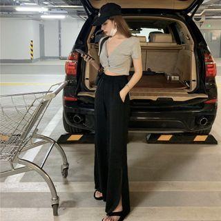 Short-sleeve Crinkled T-shirt / Wide-leg Pants