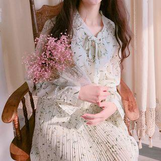 Leaf Print Tie Neck Long Sleeve Chiffon Dress
