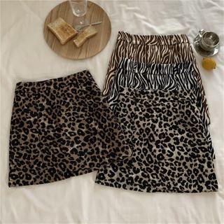High-waist Animal Pattern Skirt