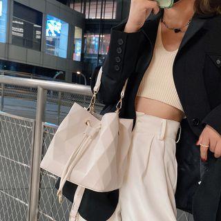 Diamond-cut Drawstring Bucket Bag